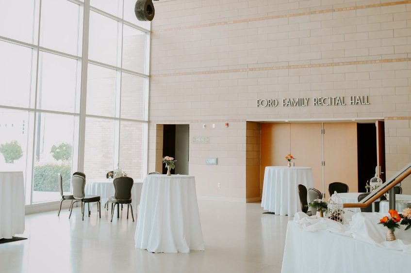 cocktail hour space at DeYor Performing Arts Center